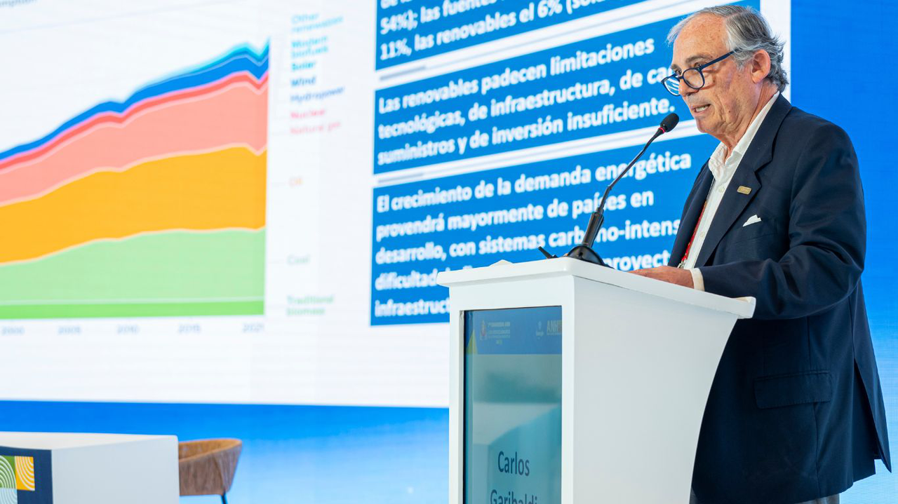 Los Hidrocarburos en la Transición Energética _ el Rol del Estado